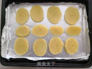 五花肉烤土豆片的做法步骤：7