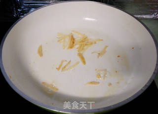 姜葱鸡蛋炒糙米饭的做法步骤：5