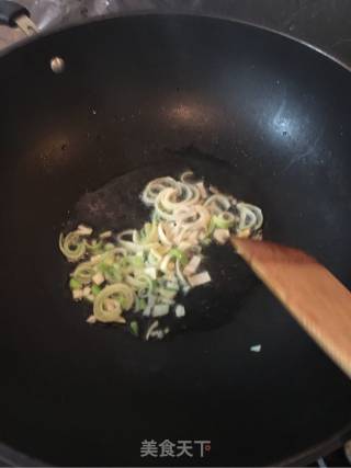 鸡蛋美食～～虾仁滑蛋的做法步骤：6