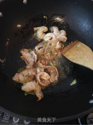 鸡蛋美食～～虾仁滑蛋的做法步骤：7
