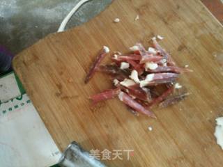 腊肉炒鸡腿菇的做法步骤：2