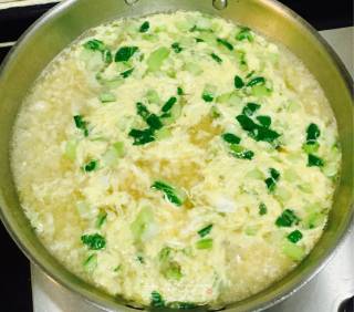 土豆青菜疙瘩汤的做法步骤：10