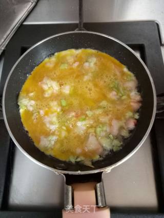 虾仁蛋饼的做法步骤：3