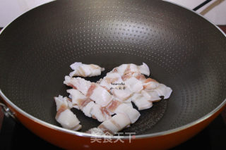 芥兰炒五花肉的做法步骤：4