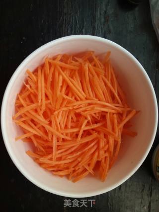 清蒸鸡肉丸的做法步骤：1