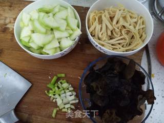 清霾爽口菜的做法步骤：1