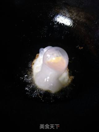 煎荷包蛋的做法步骤：3