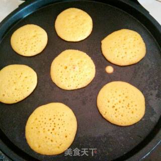 #鸡蛋美食#玉米饼的做法步骤：5