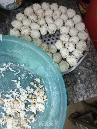 萝卜丸的做法步骤：1