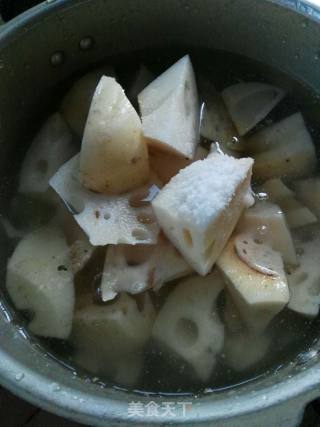 排骨藕汤的做法步骤：5