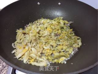 酸菜炒牛肉的做法步骤：5