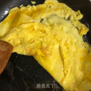 西红柿炒鸡蛋的做法步骤：4