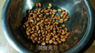 重庆乡村宴席下酒菜之一油酥花生的做法步骤：3
