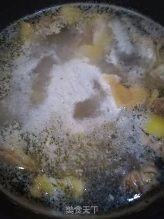 鸡汤的做法步骤：4