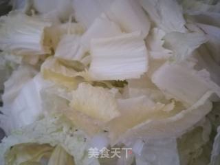 肉丸白菜汤的做法步骤：2