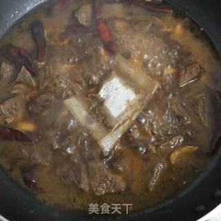 红烧牛肉的做法步骤：6