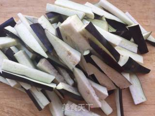 鱼香茄子的做法步骤：3
