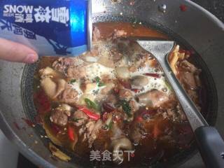 不加一滴水的啤酒鸭的做法步骤：7