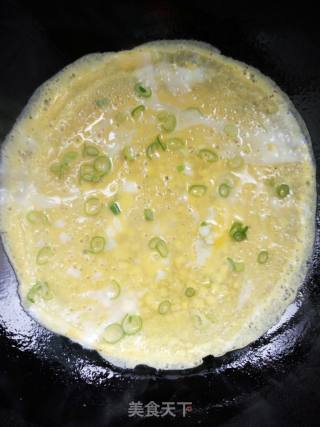 葱花鸡蛋饼的做法步骤：6