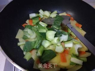 土豆片炒小油菜的做法步骤：6