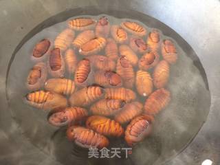 干煸蚕蛹的做法步骤：4