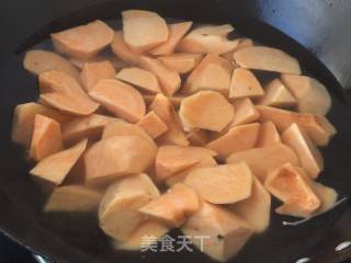 拔丝地瓜的做法步骤：6