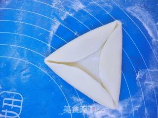 冠顶饺的做法步骤：5