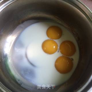 电饭煲烤蛋糕的做法步骤：3