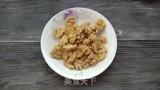 琥珀桃仁的做法步骤：3