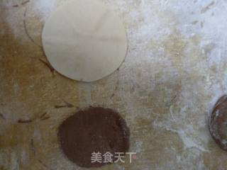 彩色花卷的做法步骤：2