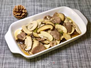 双菇炒肉的做法步骤：6