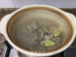 菠菜猪肝汤的做法步骤：4