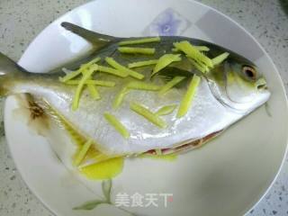 清蒸鲳鱼的做法步骤：8