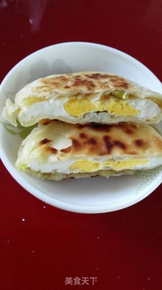 饺子皮包鸡蛋的做法步骤：7