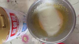 最简单的蛋黄溶豆做法的做法步骤：2