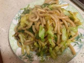牛柳炒乌冬的做法步骤：6