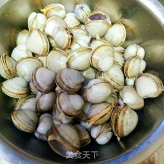 辣炒白蚬子的做法步骤：2
