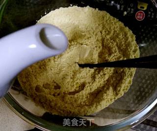 焦脆奶香玉米饼的做法步骤：2