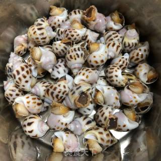 冰镇芥辣花螺的做法步骤：3