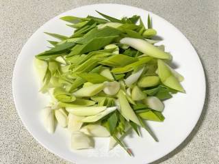 青蒜煎炒蛋豆腐的做法步骤：4