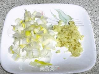 青蒜煎炒蛋豆腐的做法步骤：5