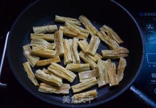豉香腐竹鱼煲的做法步骤：8