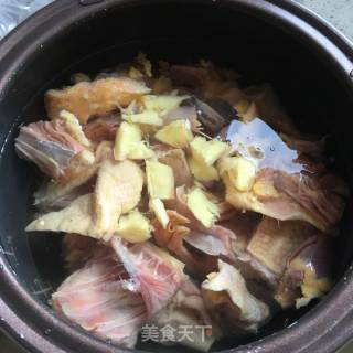 香菇老鸭汤的做法步骤：3