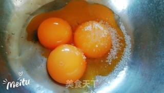 宝宝蛋黄溶豆的做法步骤：1