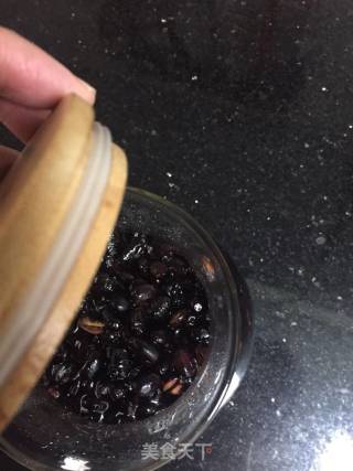 醋泡黑豆的做法步骤：5