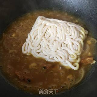 咖喱海鲜乌冬面的做法步骤：15