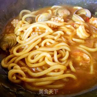 咖喱海鲜乌冬面的做法步骤：18