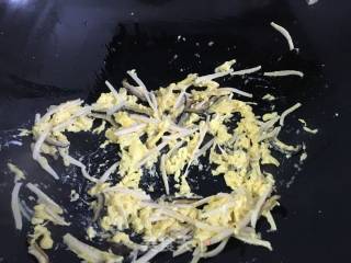 桂花炒干鱿的做法步骤：6