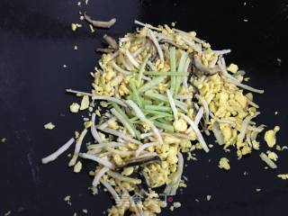 桂花炒干鱿的做法步骤：7