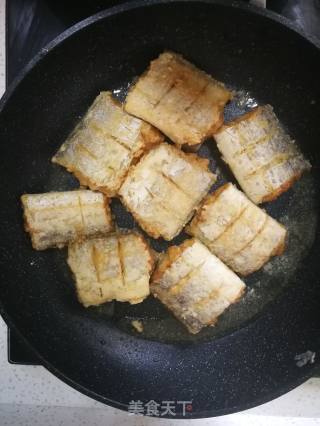 红烧刀鱼的做法步骤：3